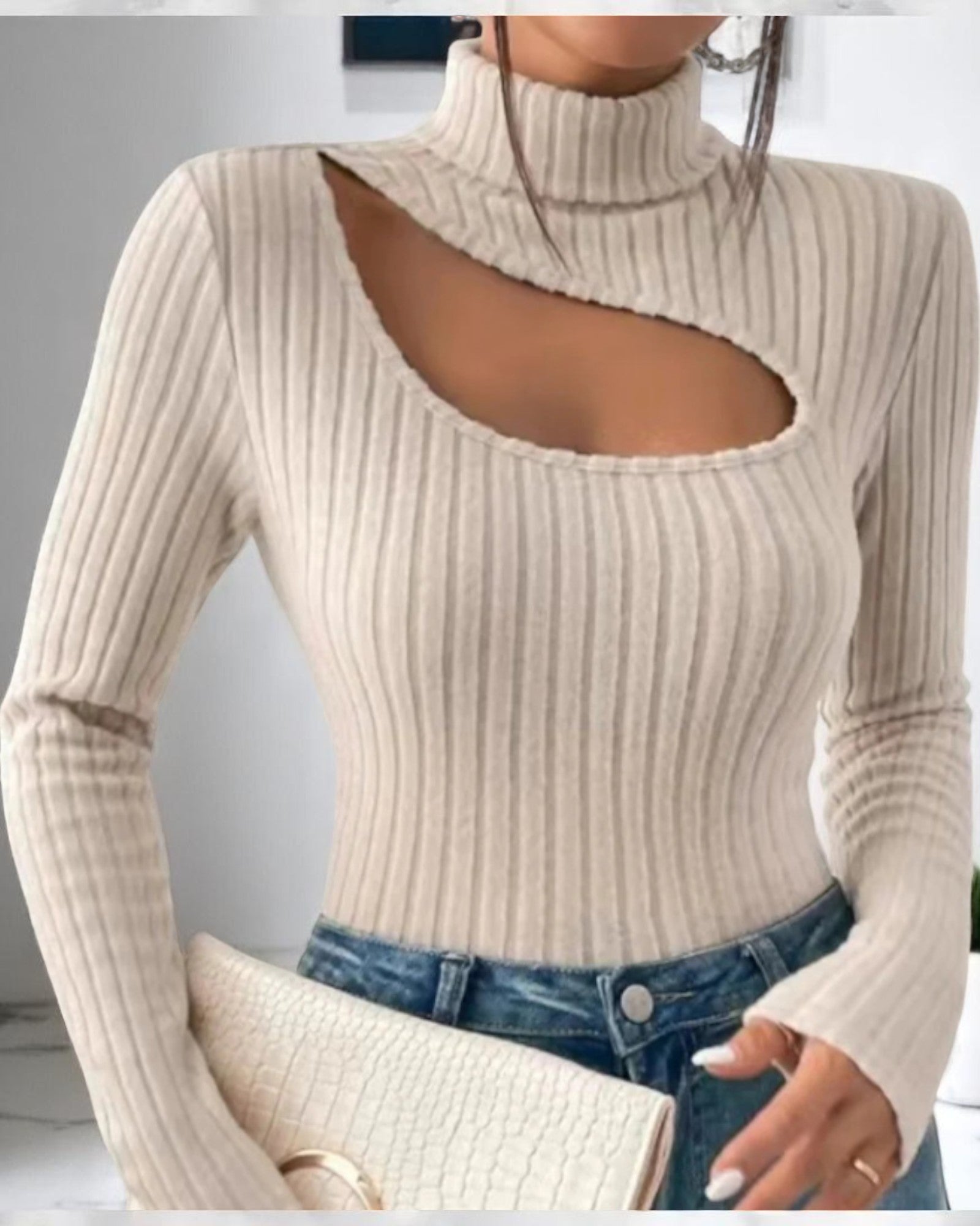 Sanda modisch gestrickter Body mit Rippen