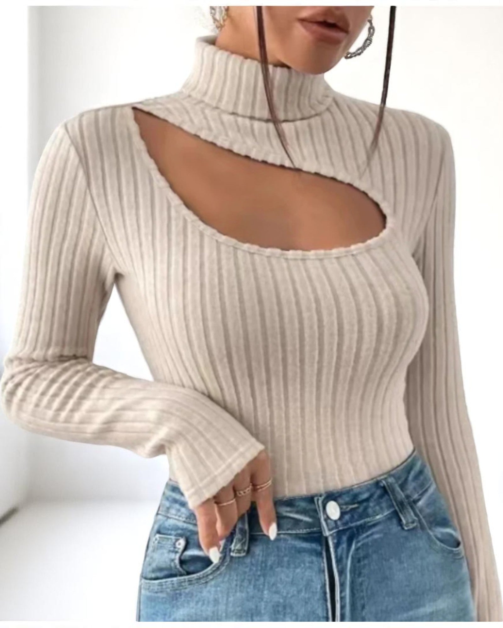 Sanda modisch gestrickter Body mit Rippen