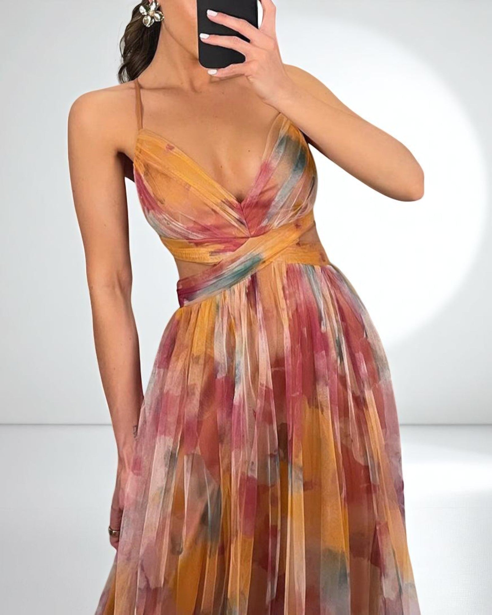 Doroteea Elegante Robe mit floralem Druck und Cut-Out