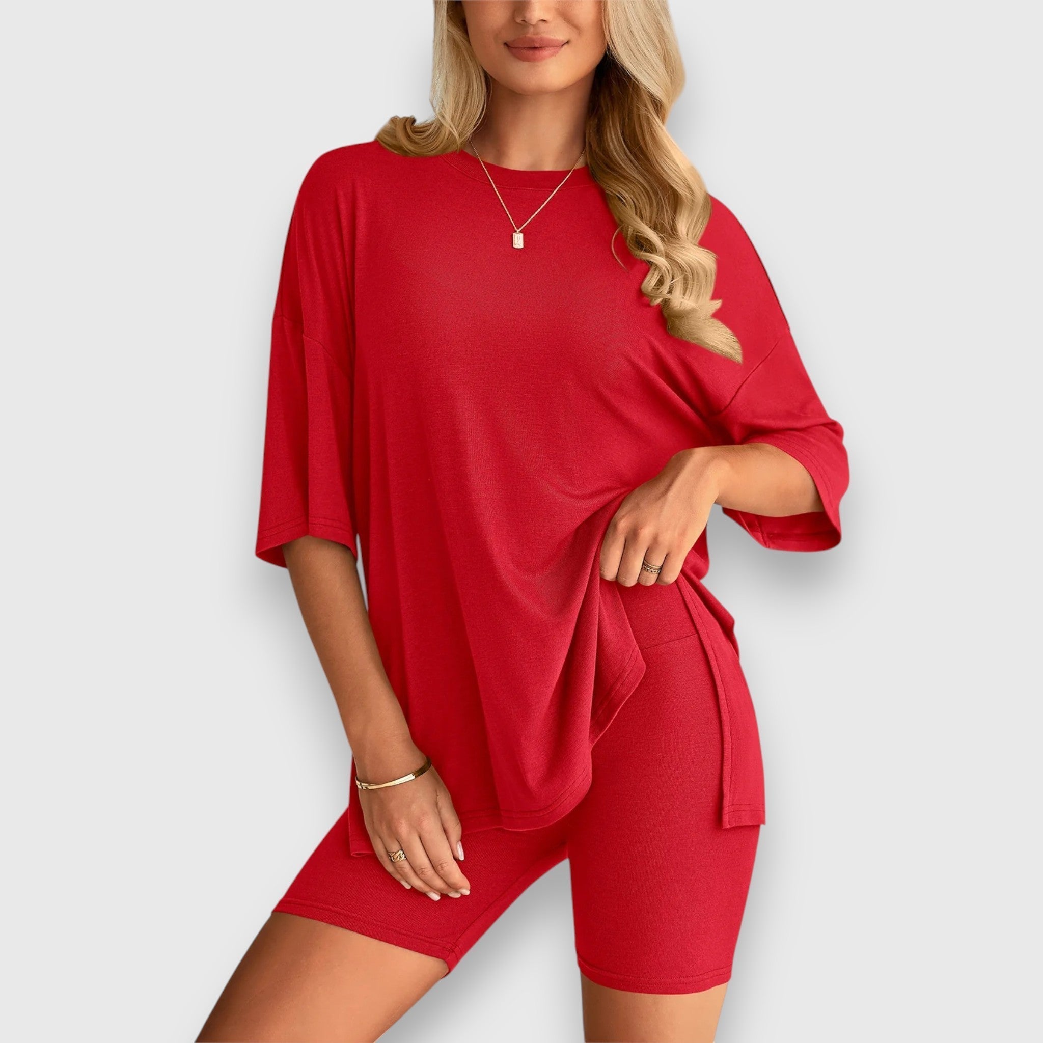 Sira Zweiteiliger Oversized T-Shirt und Radshorts
