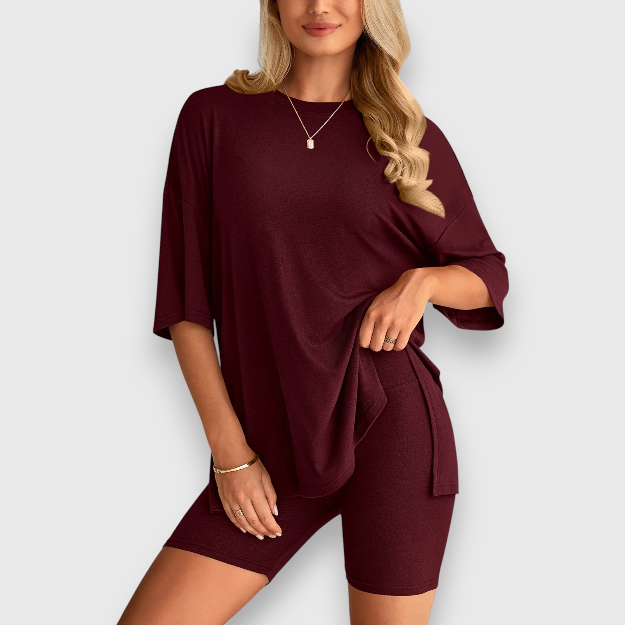 Sira Zweiteiliger Oversized T-Shirt und Radshorts