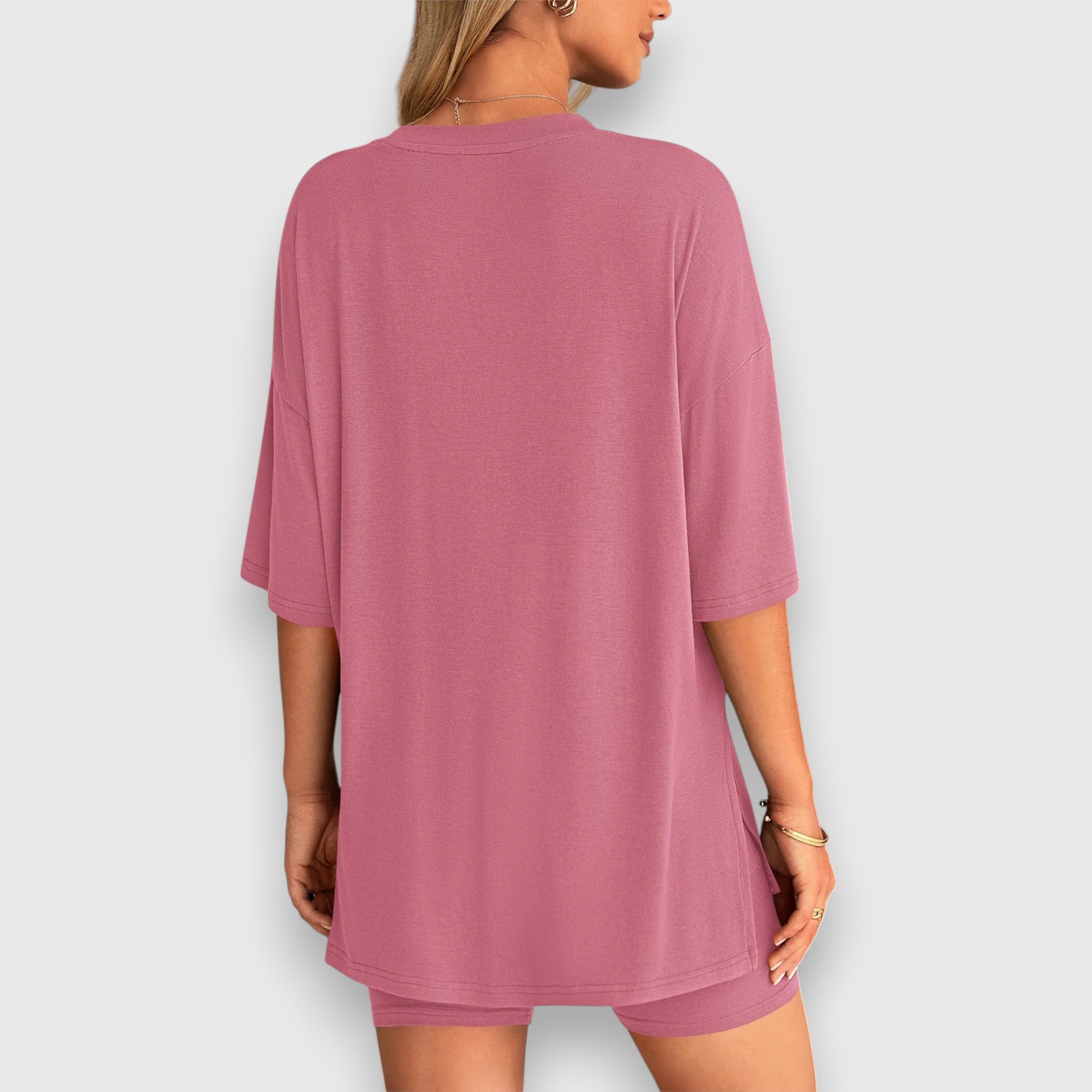 Sira Zweiteiliger Oversized T-Shirt und Radshorts