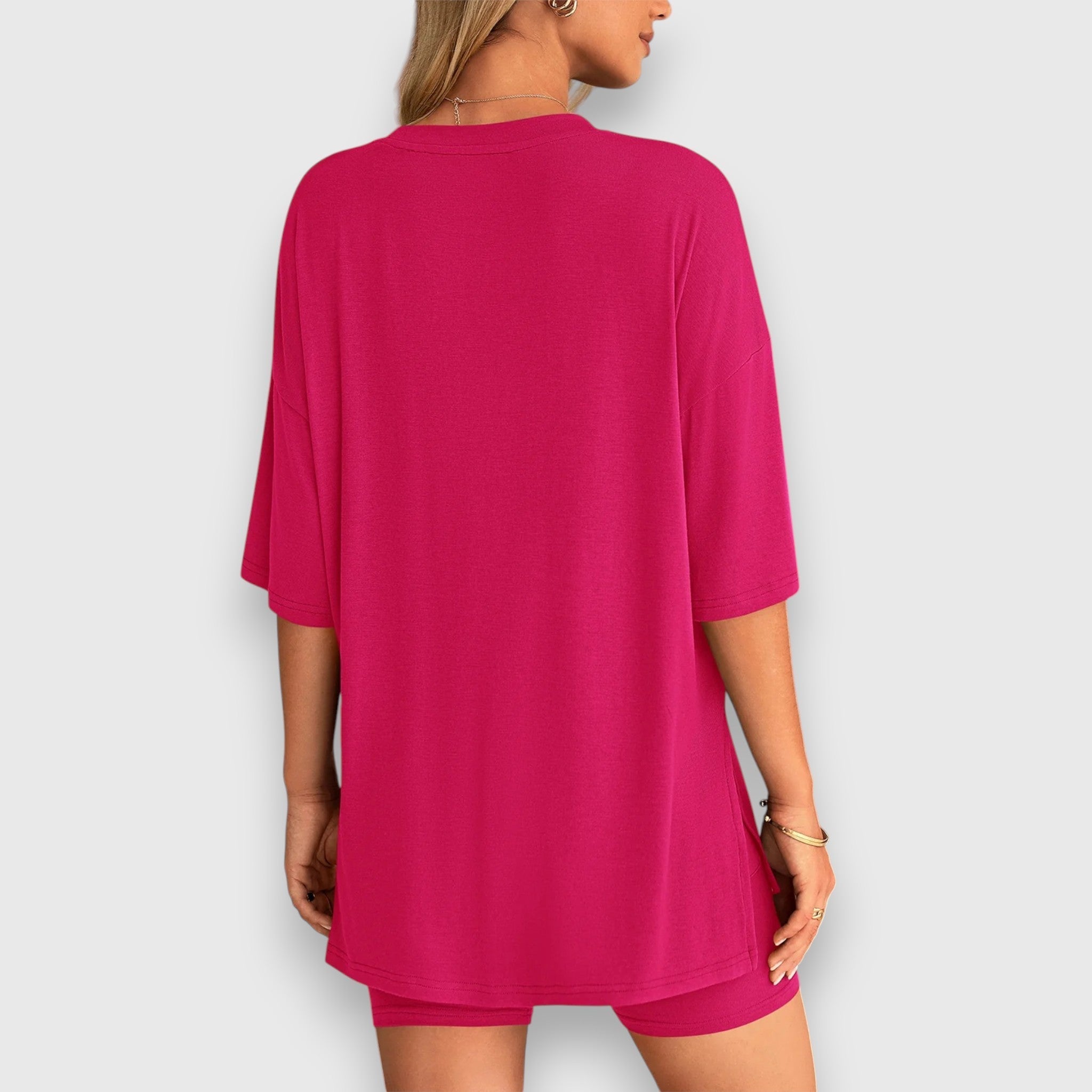 Sira Zweiteiliger Oversized T-Shirt und Radshorts