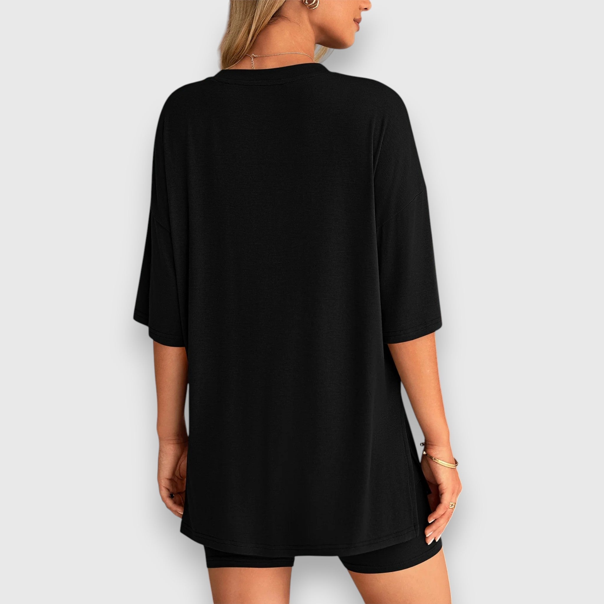 Sira Zweiteiliger Oversized T-Shirt und Radshorts