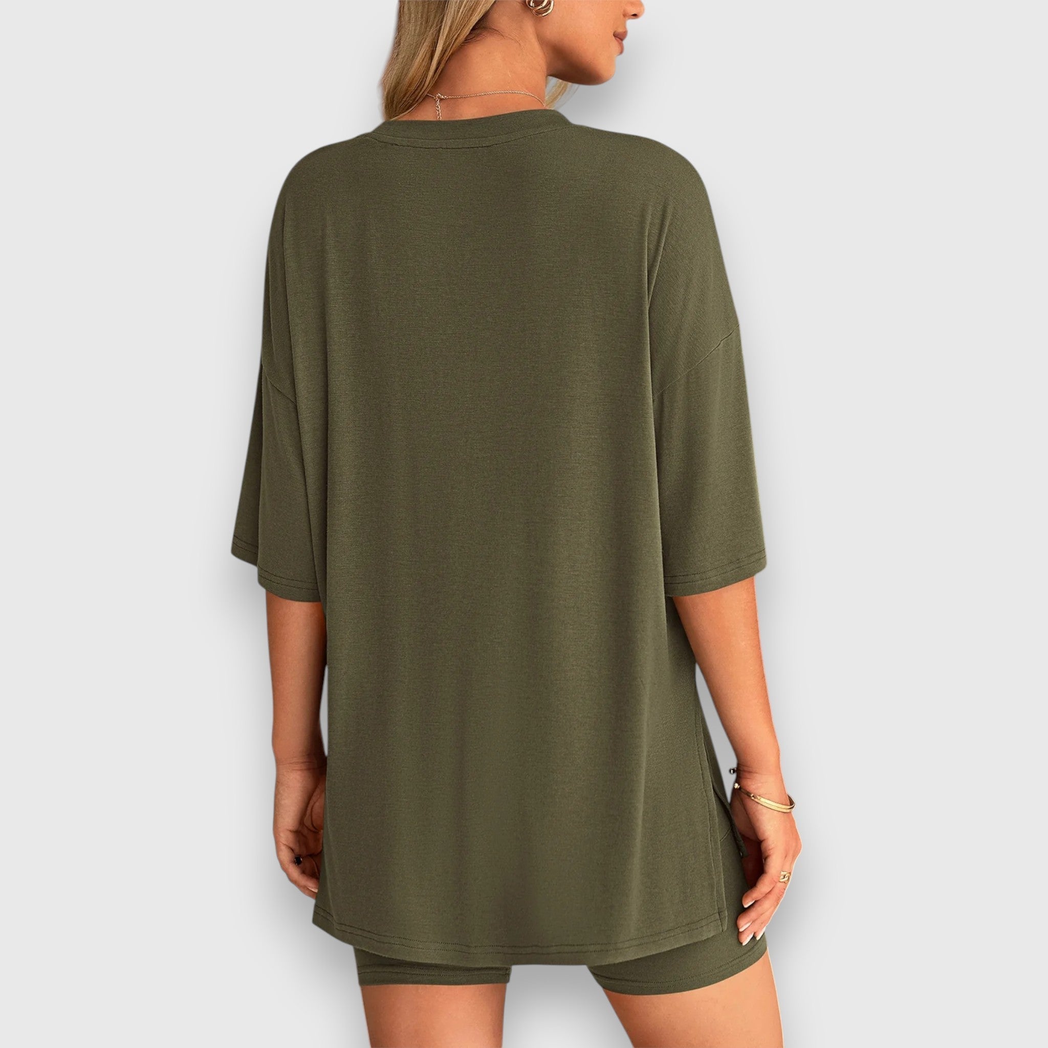 Sira Zweiteiliger Oversized T-Shirt und Radshorts