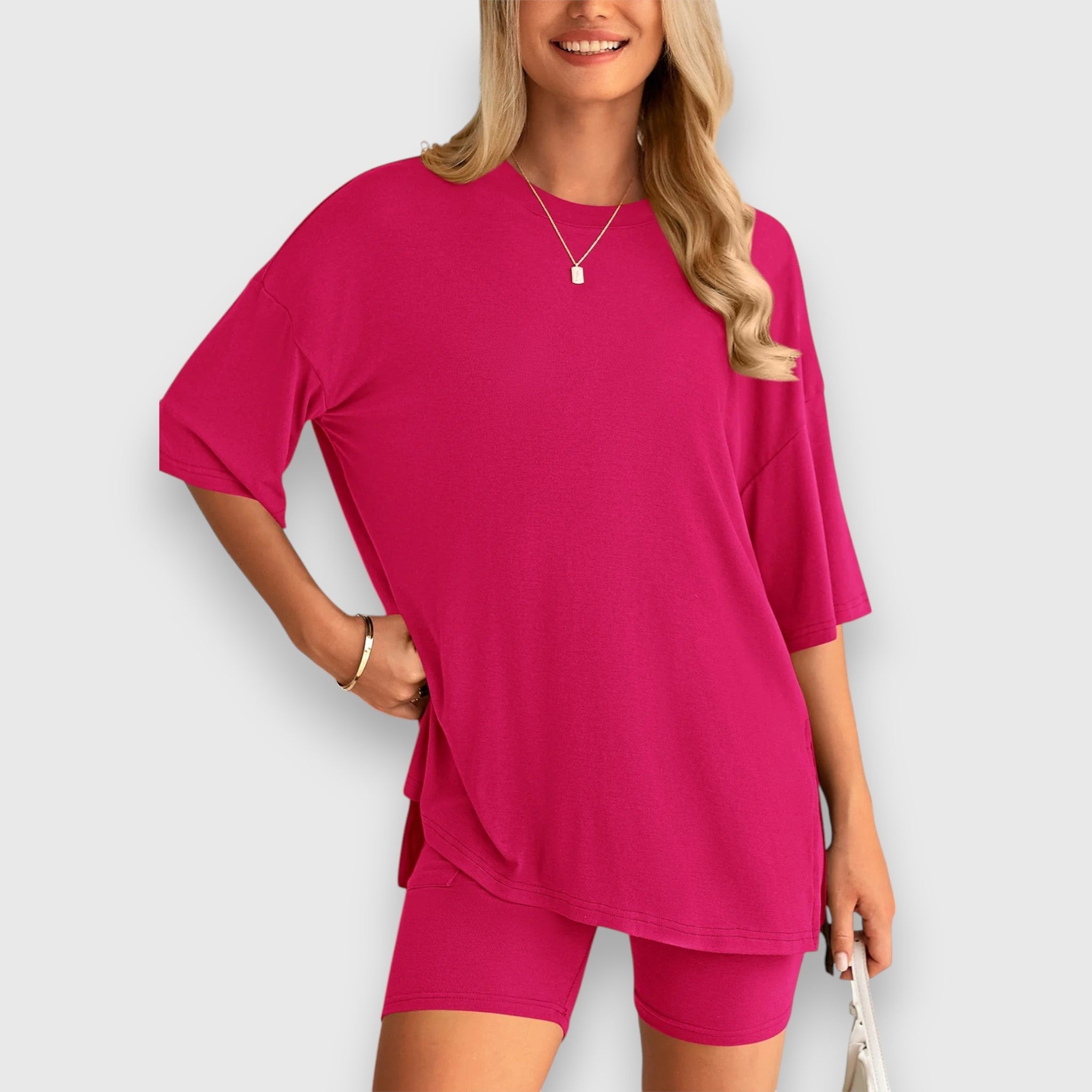 Sira Zweiteiliger Oversized T-Shirt und Radshorts