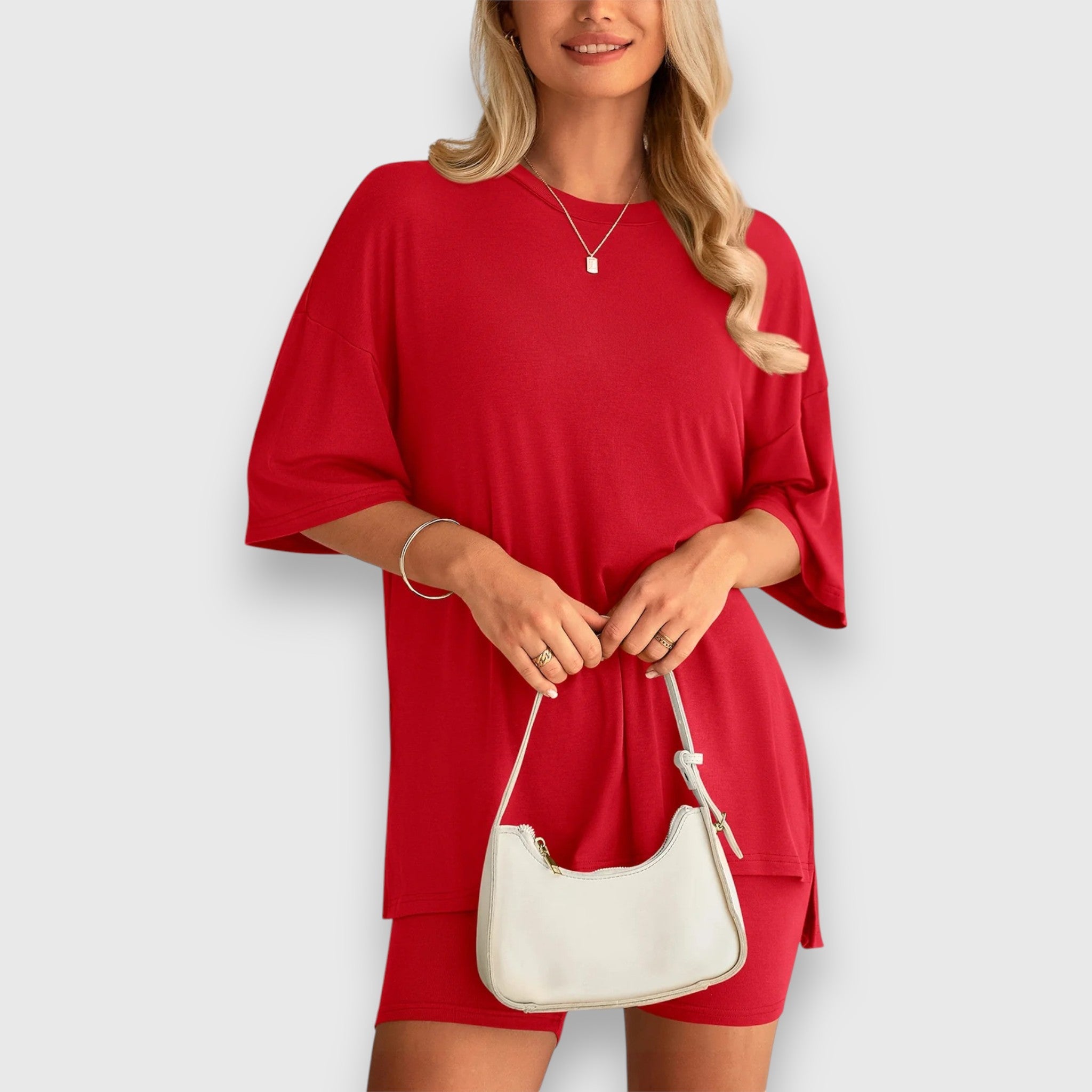 Sira Zweiteiliger Oversized T-Shirt und Radshorts