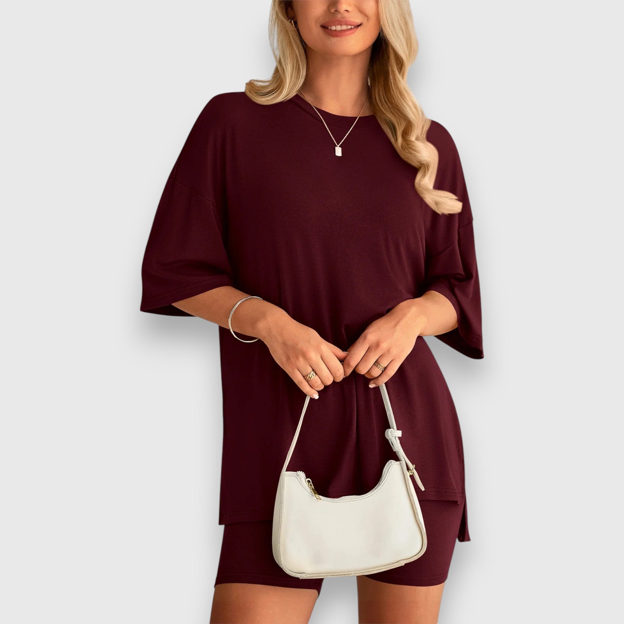 Sira Zweiteiliger Oversized T-Shirt und Radshorts