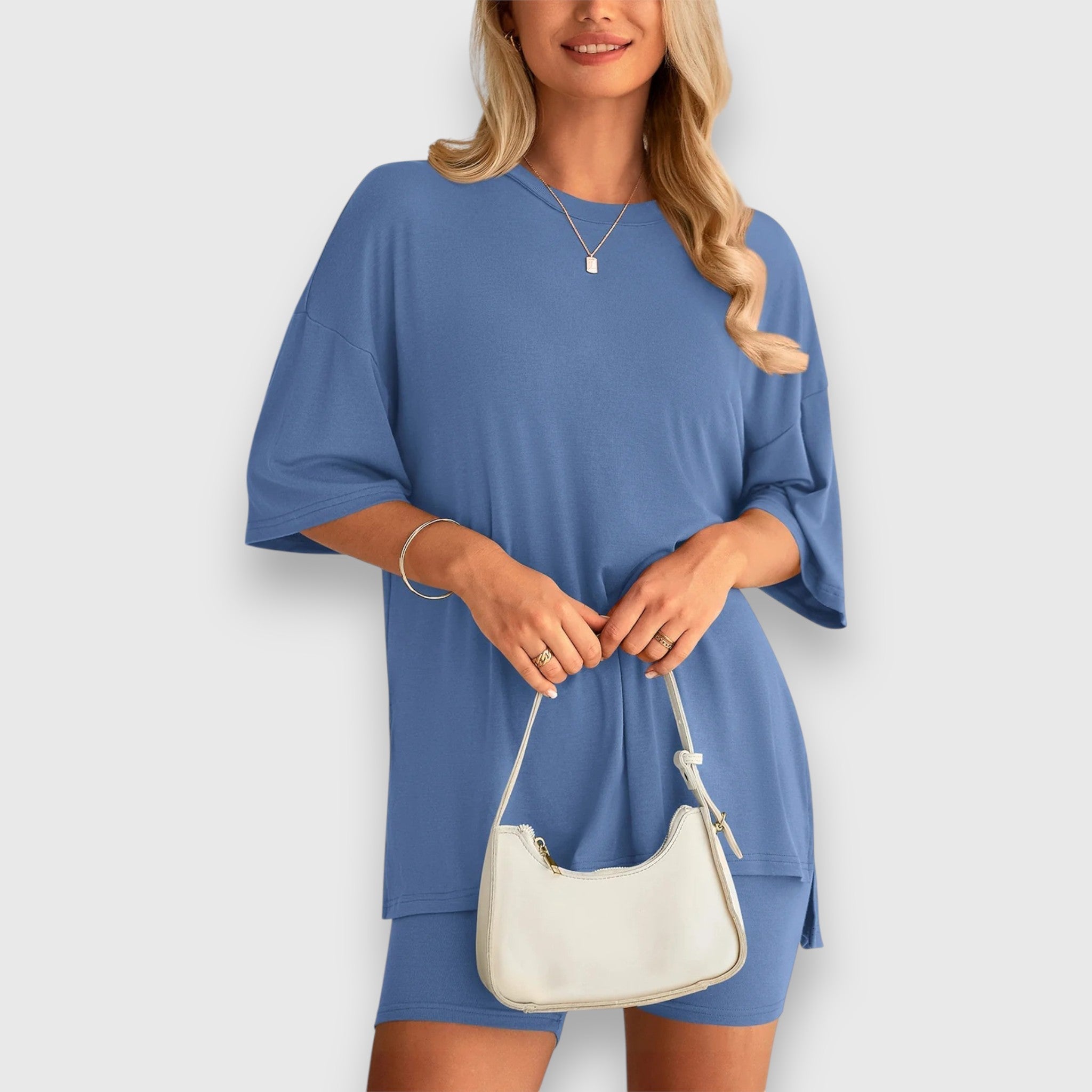 Sira Zweiteiliger Oversized T-Shirt und Radshorts