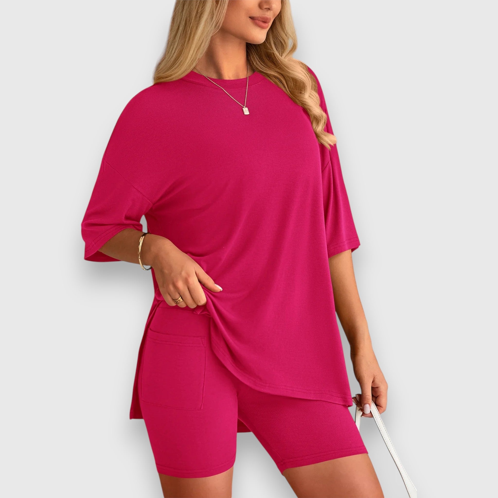 Sira Zweiteiliger Oversized T-Shirt und Radshorts