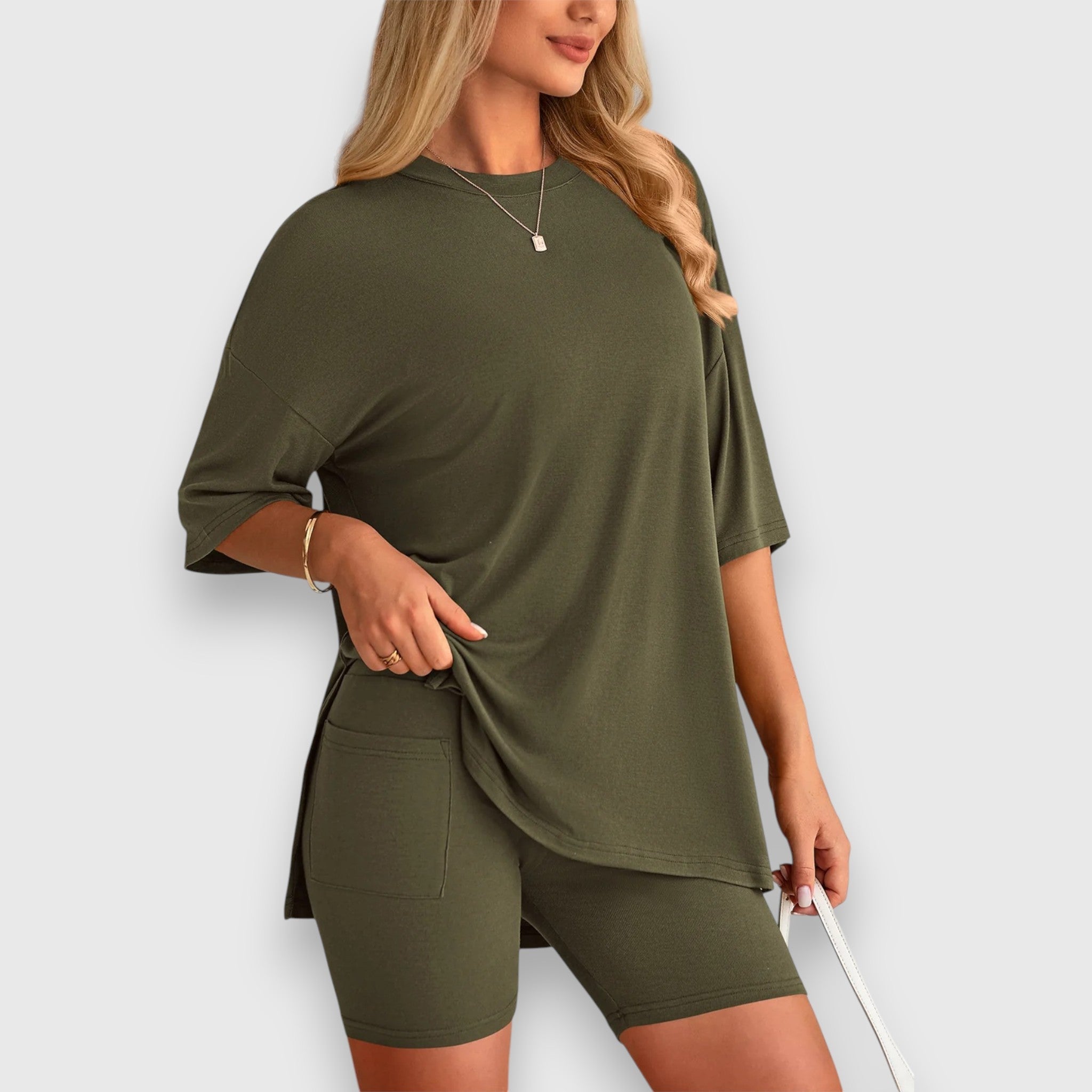 Sira Zweiteiliger Oversized T-Shirt und Radshorts