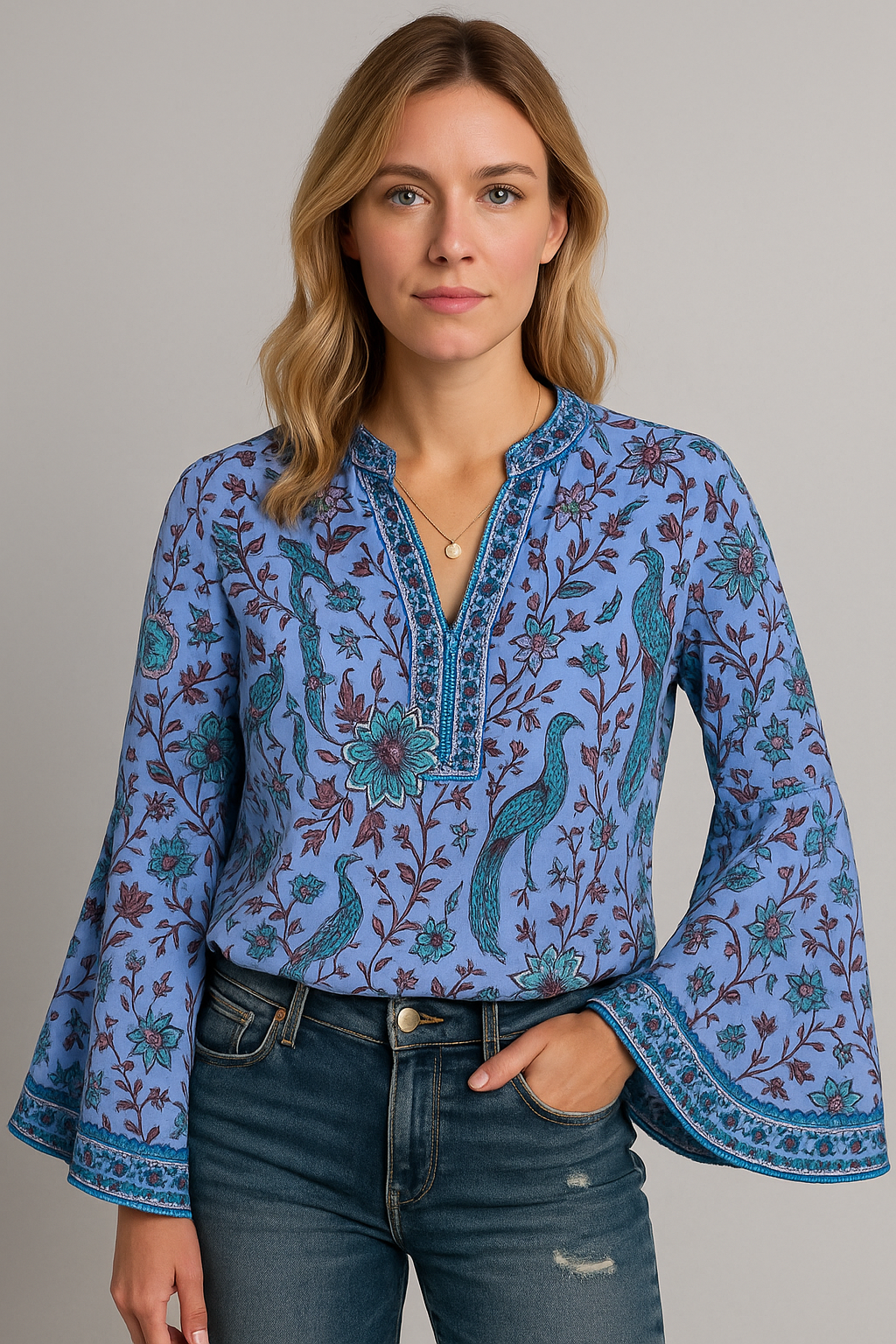 Boho-Bluse mit Ethno-Print & Trompetenärmeln