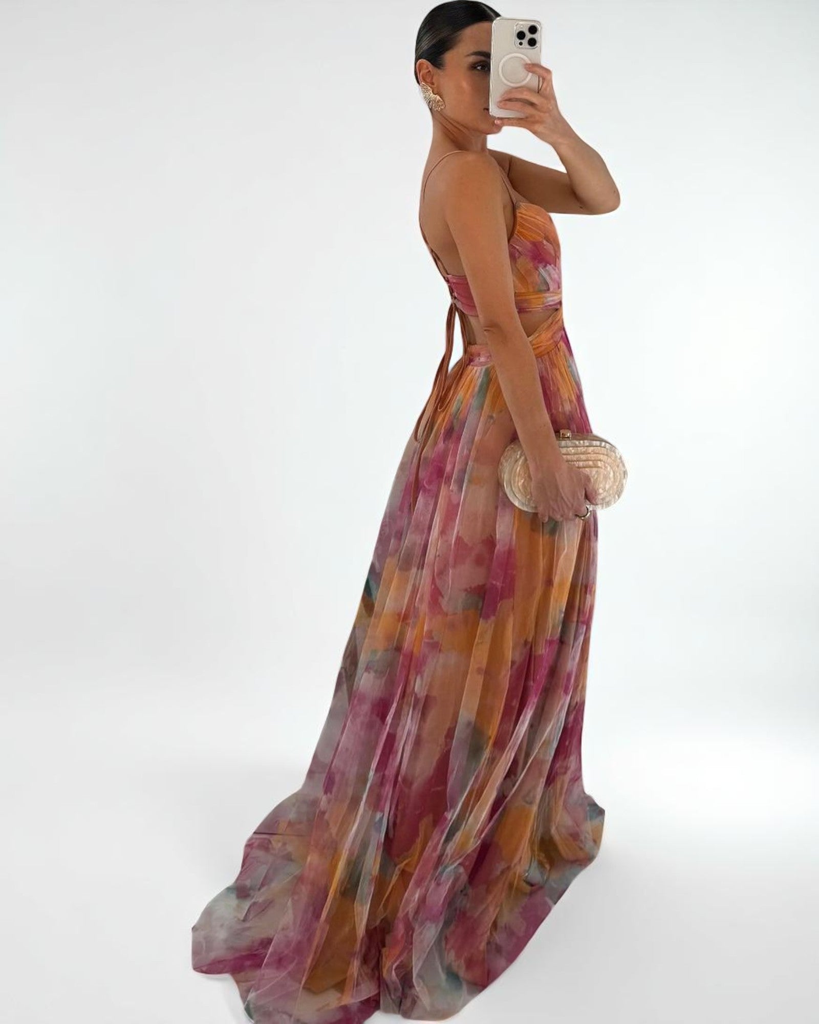 Doroteea Elegante Robe mit floralem Druck und Cut-Out