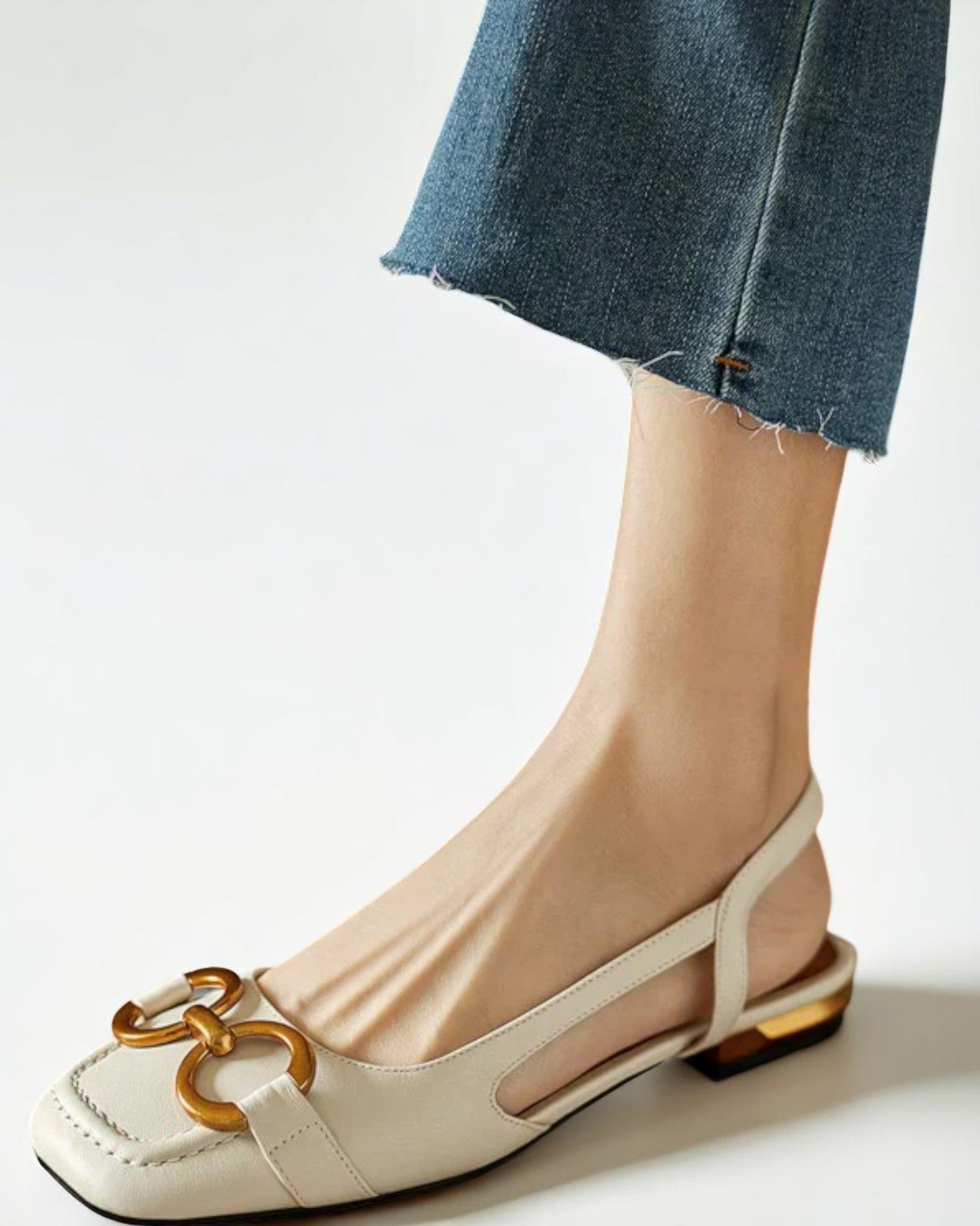 Serafina Elegante Mokassins mit Slingback und goldenen Details