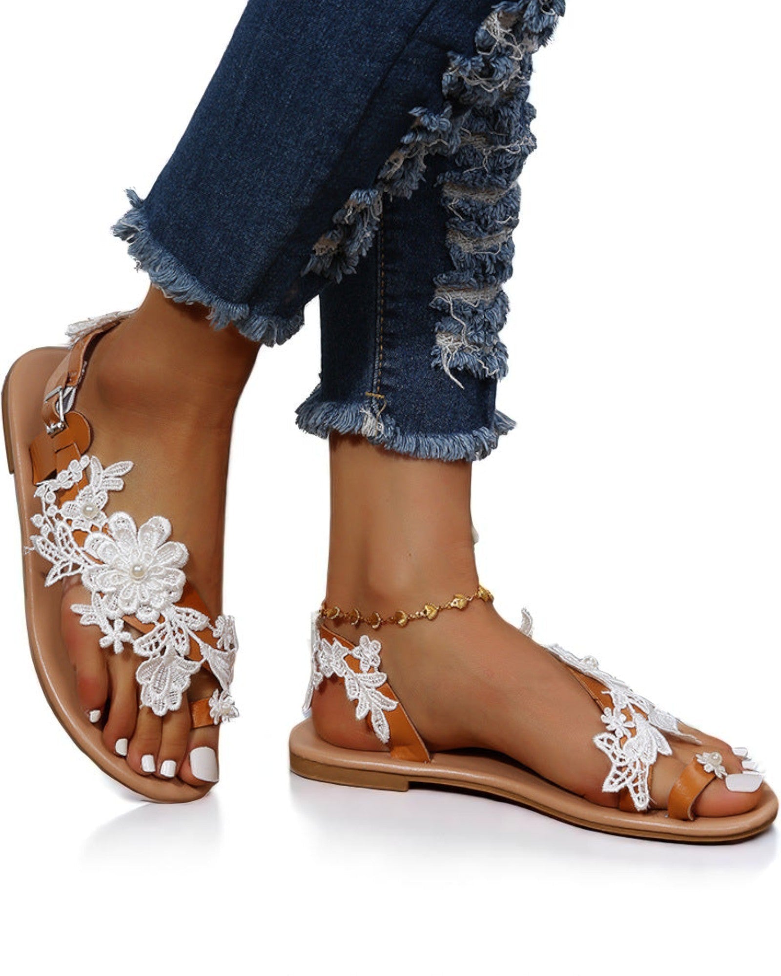 Bequeme Sandalen Salomeea mit Blumen und Knöchelriemen