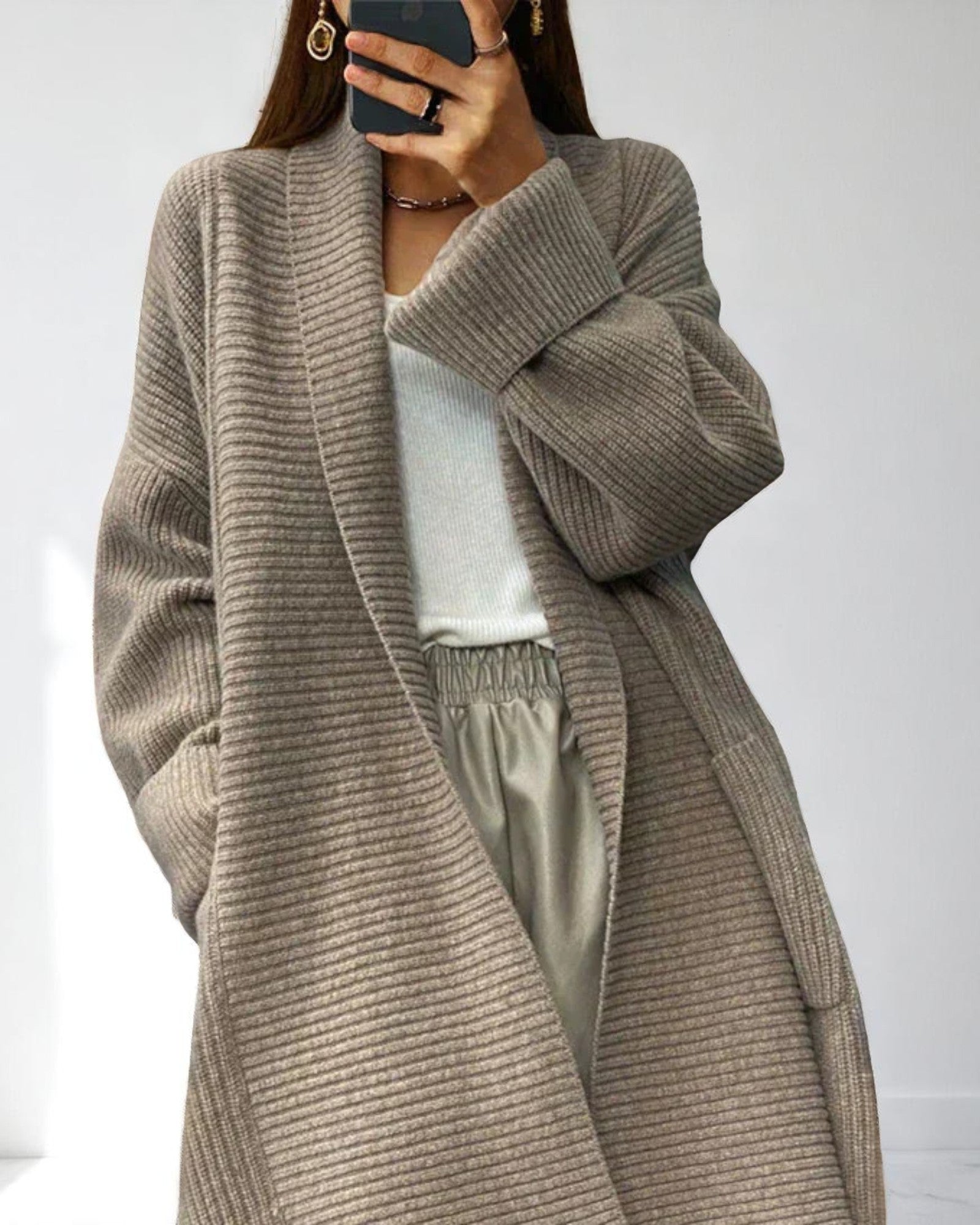 Amira Eleganter Strick-Cardigan mit Rippenmuster