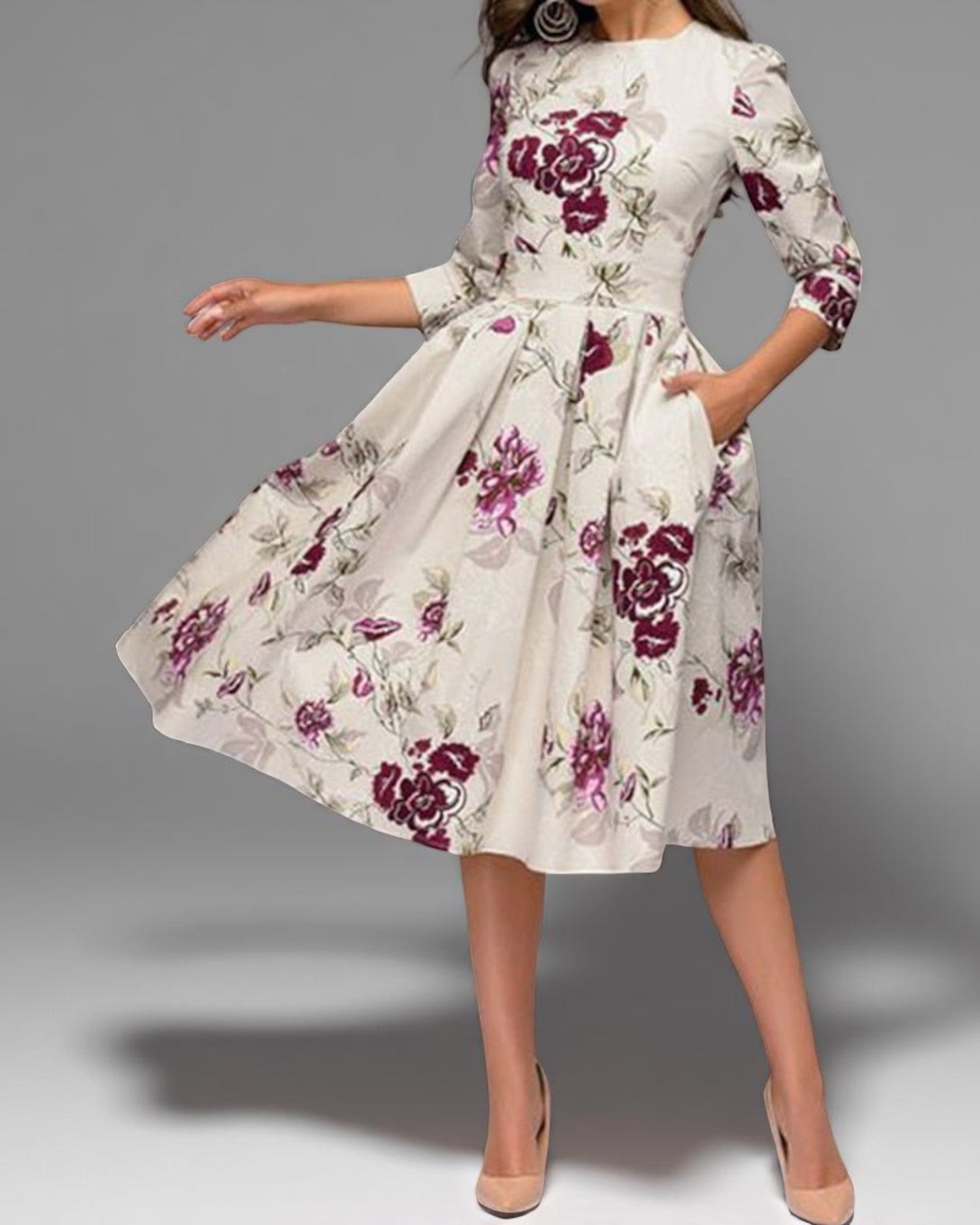 Priska Elegantes Midi-Kleid mit floralen Akzenten