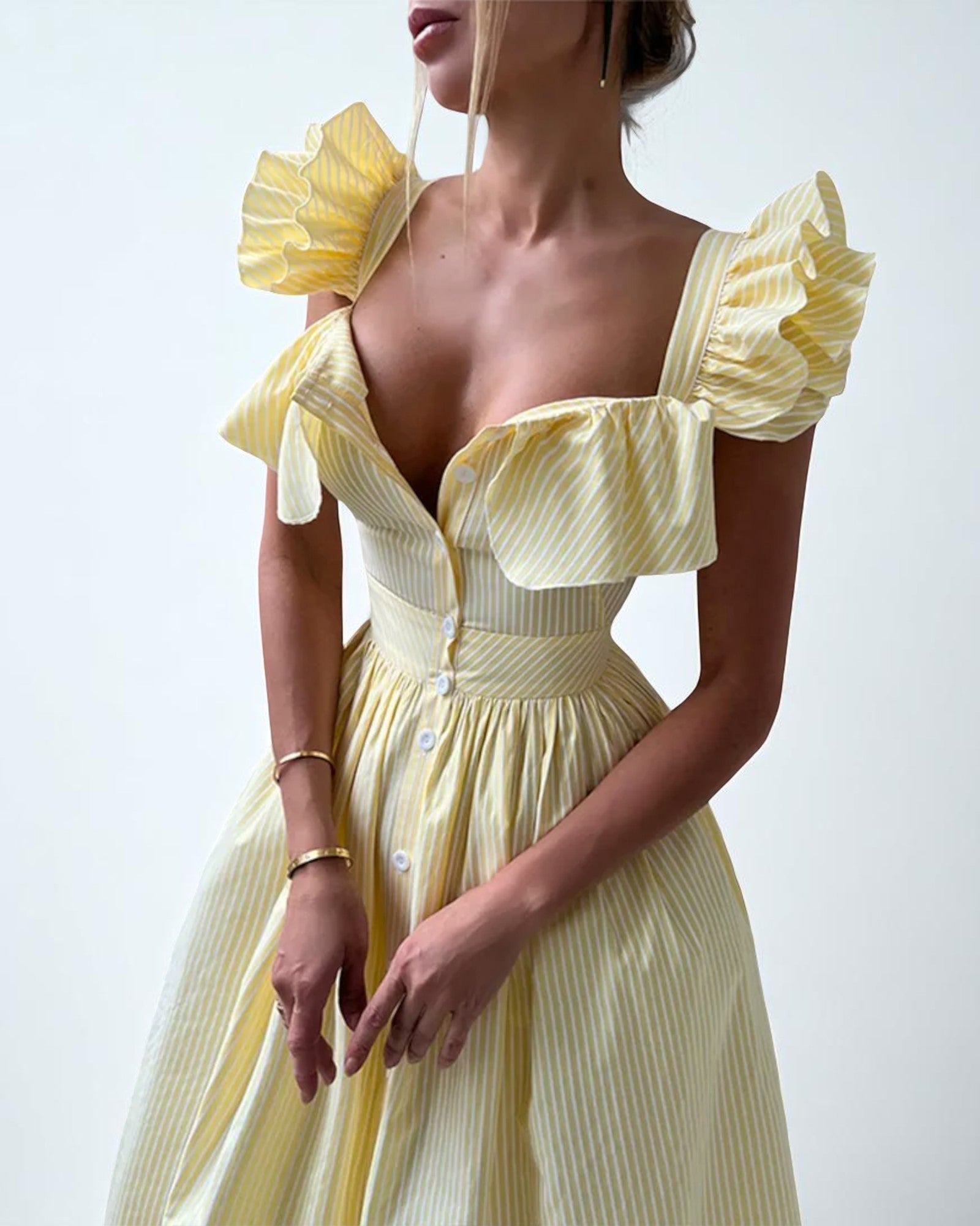 Ulania Romantisches Midi-Kleid mit Rüschen und Knopfverschluss