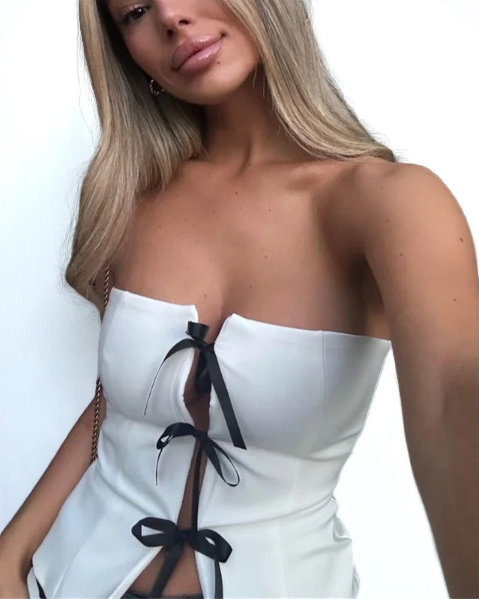 Emanuela Elegantes Top mit Korsett und Schleife