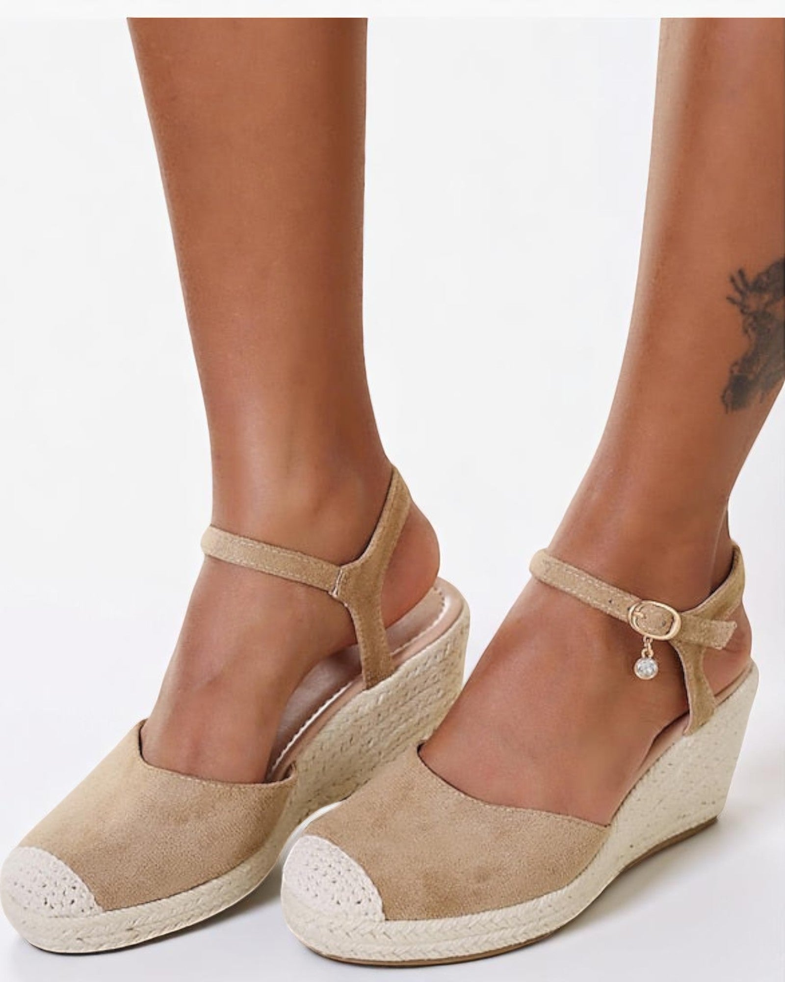 Luma Elegante Plateauschuhe mit gehäkeltem Einsatz