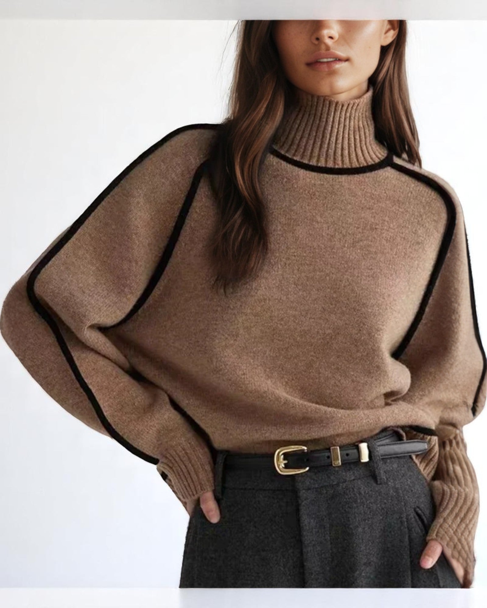 Livia Eleganter Pullover mit Stehkragen und kontrastierenden Details