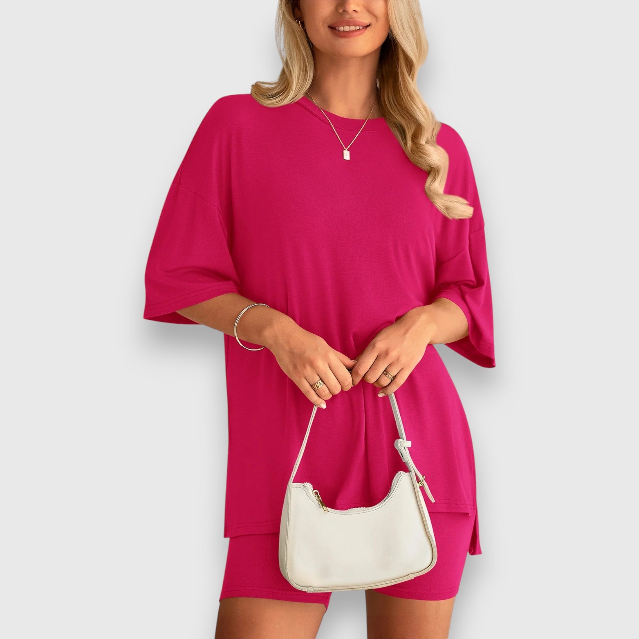 Sira Zweiteiliger Oversized T-Shirt und Radshorts