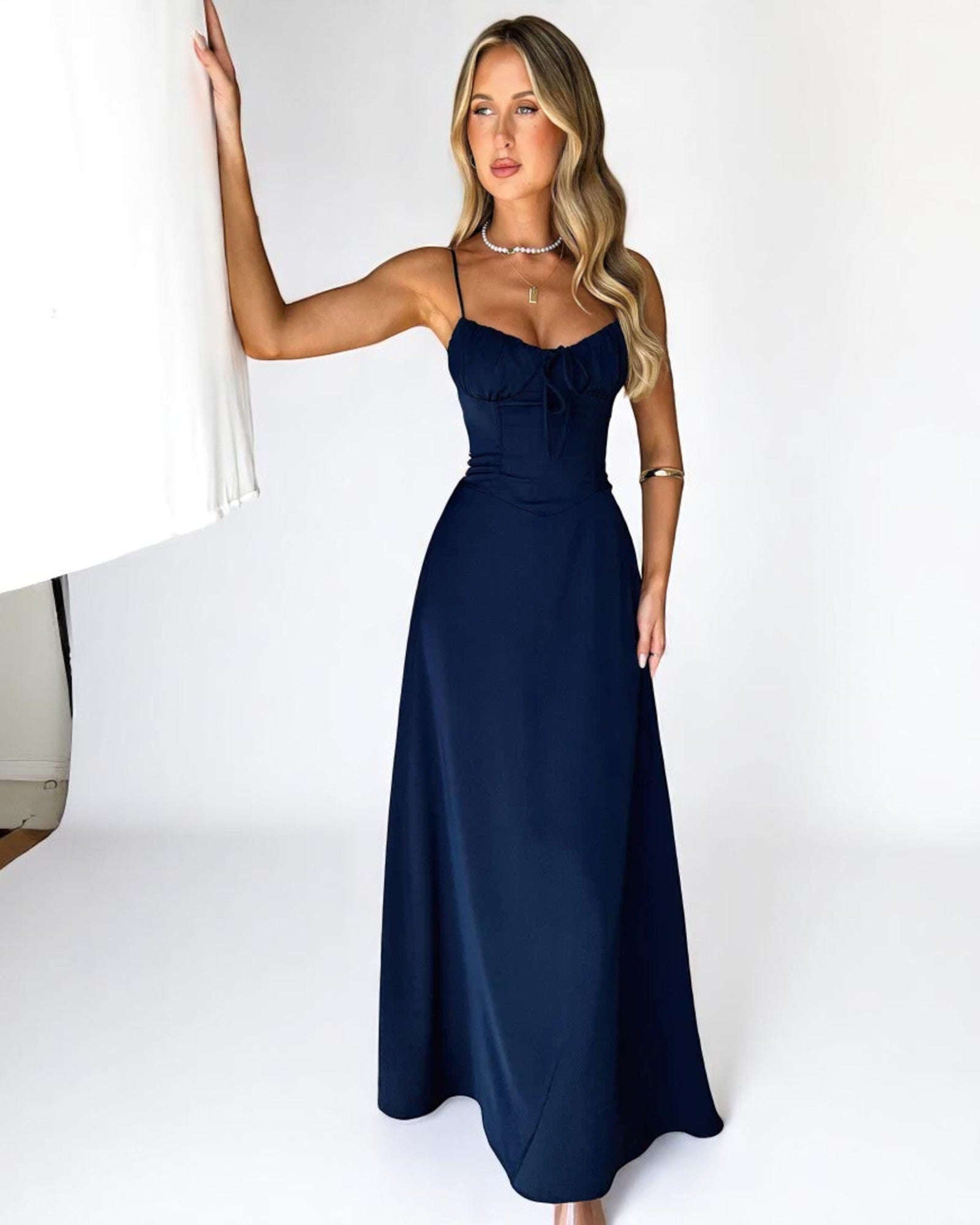 Loredana Maxikleid mit femininer Raffinesse