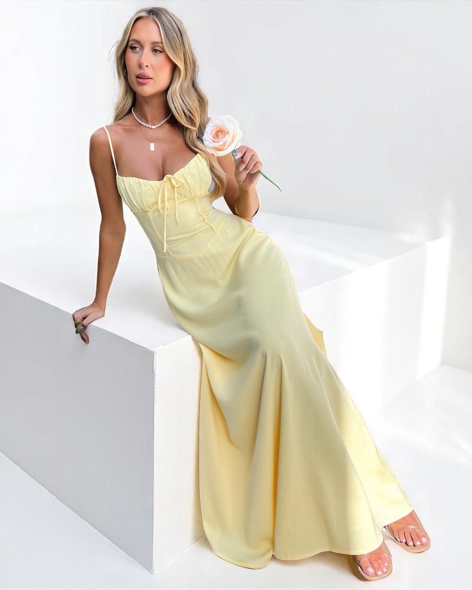 Loredana Maxikleid mit femininer Raffinesse