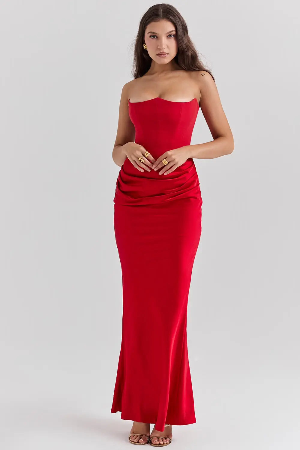 Margret Eng anliegendes Abendkleid aus Satin