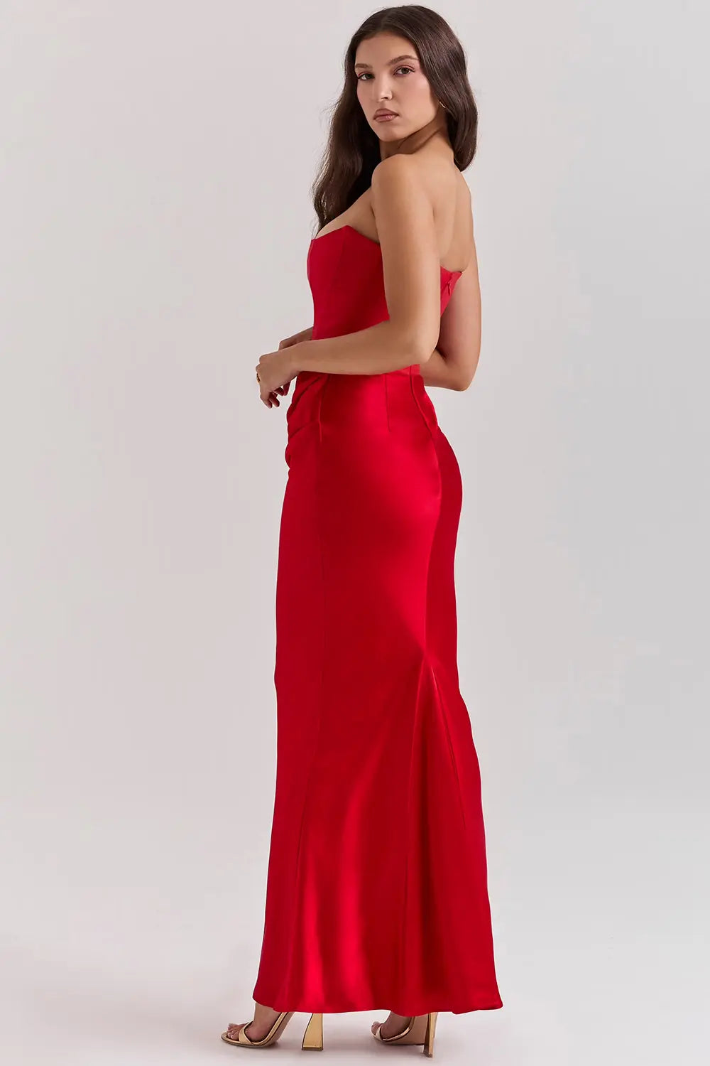 Margret Eng anliegendes Abendkleid aus Satin